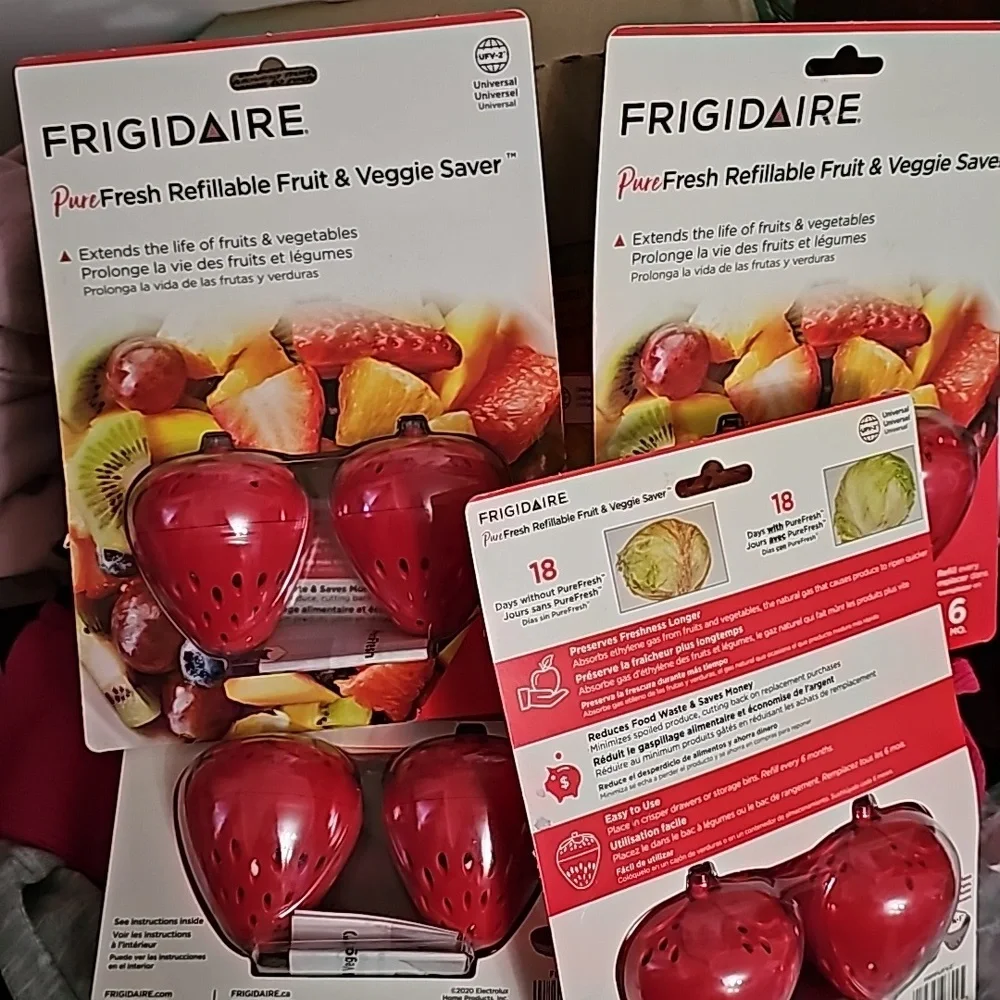 Frigidaire PureFresh Universal Fruit Veggie Refillable Produce Saver x2 New $30